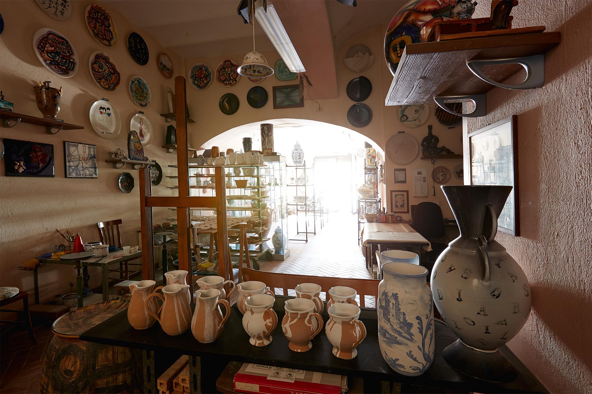 La storia della bottega Ceramiche Pierluca. Albisola, Savona