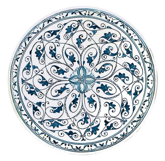 Piatto da parata in maiolica dipinta a mano in stile Bianco Blu Tradizione. Ceramiche Pierluca. Albisola, Savona.